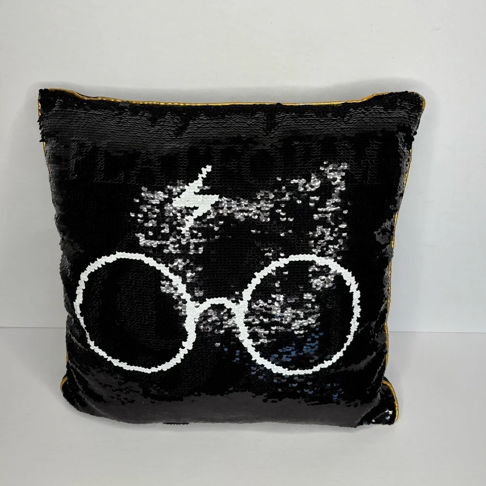 Black and White Platform 9 3/4 Flip‎ Sequin Pillow Back Soft Velour